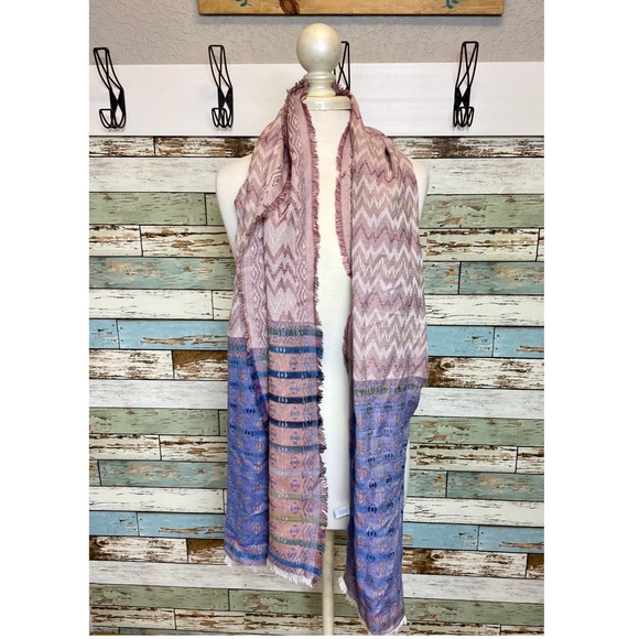 J Jill Quartz Tapestry Fringe Scarf Pink Blue Hues One Size Women's NEW - Picture 4 of 5